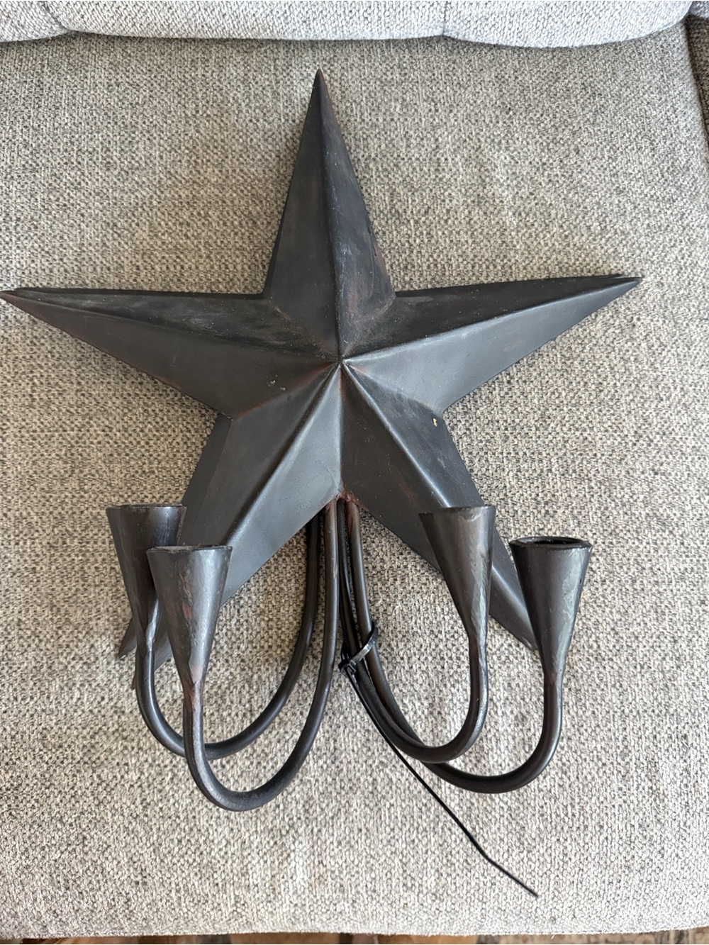 Crate&Barrel Set/2 Rustic Black Five-Point Star Wall Sconce – Classic Metal